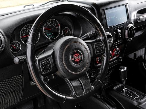 Used 2017 Jeep Wrangler Unlimited Sport w/ Quick Order Package 24S AWD/4WD image 20