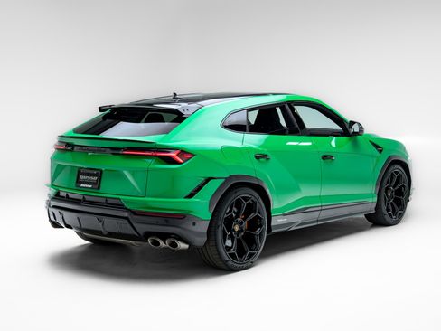 Used 2023 Lamborghini Urus Performante AWD/4WD image 27