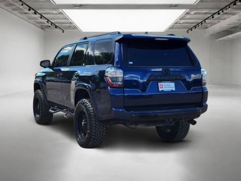 Used 2020 Toyota 4Runner TRD Off-Road Premium w/ Moonroof Package AWD/4WD image 3