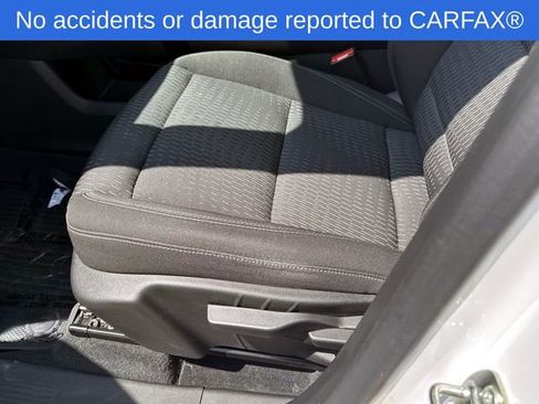 Certified 2025 Chevrolet Equinox LT FWD image 19