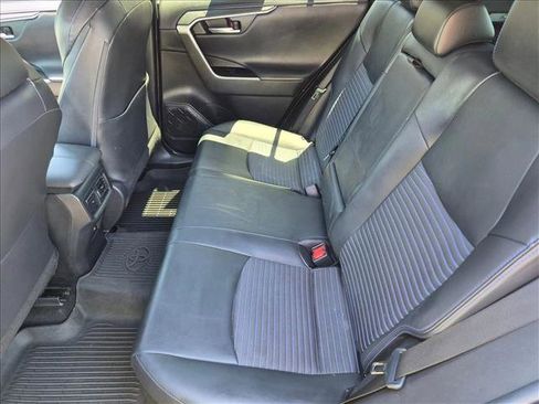 Used 2021 Toyota RAV4 XSE AWD/4WD image 17