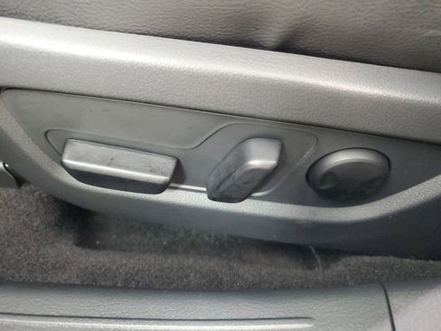 Used 2025 MAZDA CX-50 AWD 2.5 Hybrid w/ Premium Pkg image 21