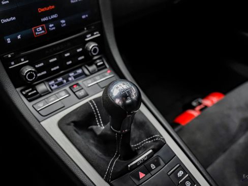 Used 2020 Porsche 718 Cayman GT4 RWD image 62