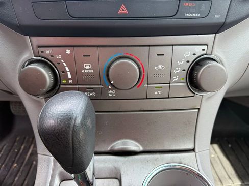 Used 2009 Toyota Highlander Limited image 29