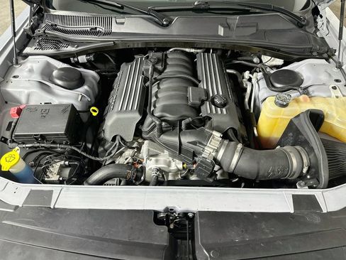 Used 2020 Dodge Challenger R/T Scat Pack RWD image 9