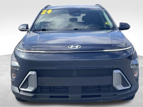 Used 2024 Hyundai Kona SEL image 9