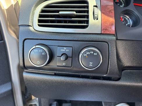 Used 2008 Chevrolet Avalanche LT w/ LT Preferred Equipment Group image 22