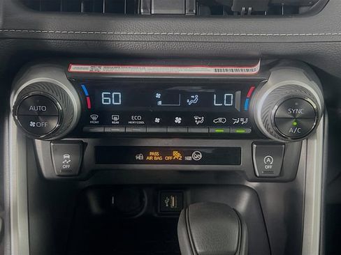 Used 2025 Toyota RAV4 XLE w/ Convenience Package FWD image 23