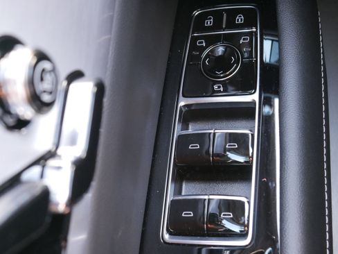 New 2026 Cadillac Vistiq Sport image 29