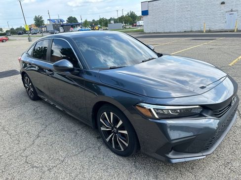 Used 2024 Honda Civic EX image 12