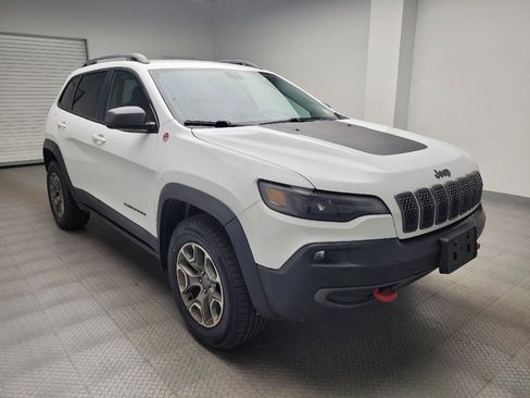 Used 2020 Jeep Cherokee Trailhawk w/ Comfort/Convenience Group AWD/4WD image 13