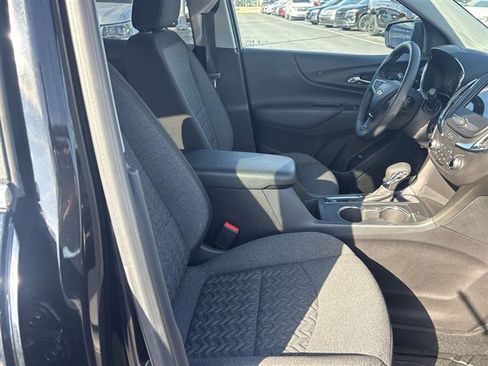 Certified 2024 Chevrolet Equinox LT w/ LPO, Floor Liner Package image 26