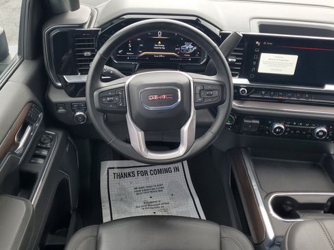 Used 2024 GMC Sierra 2500 SLT w/ SLT Premium Package image 19