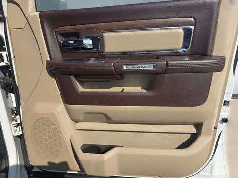 Used 2016 RAM 2500 Laramie w/ Convenience Group image 21