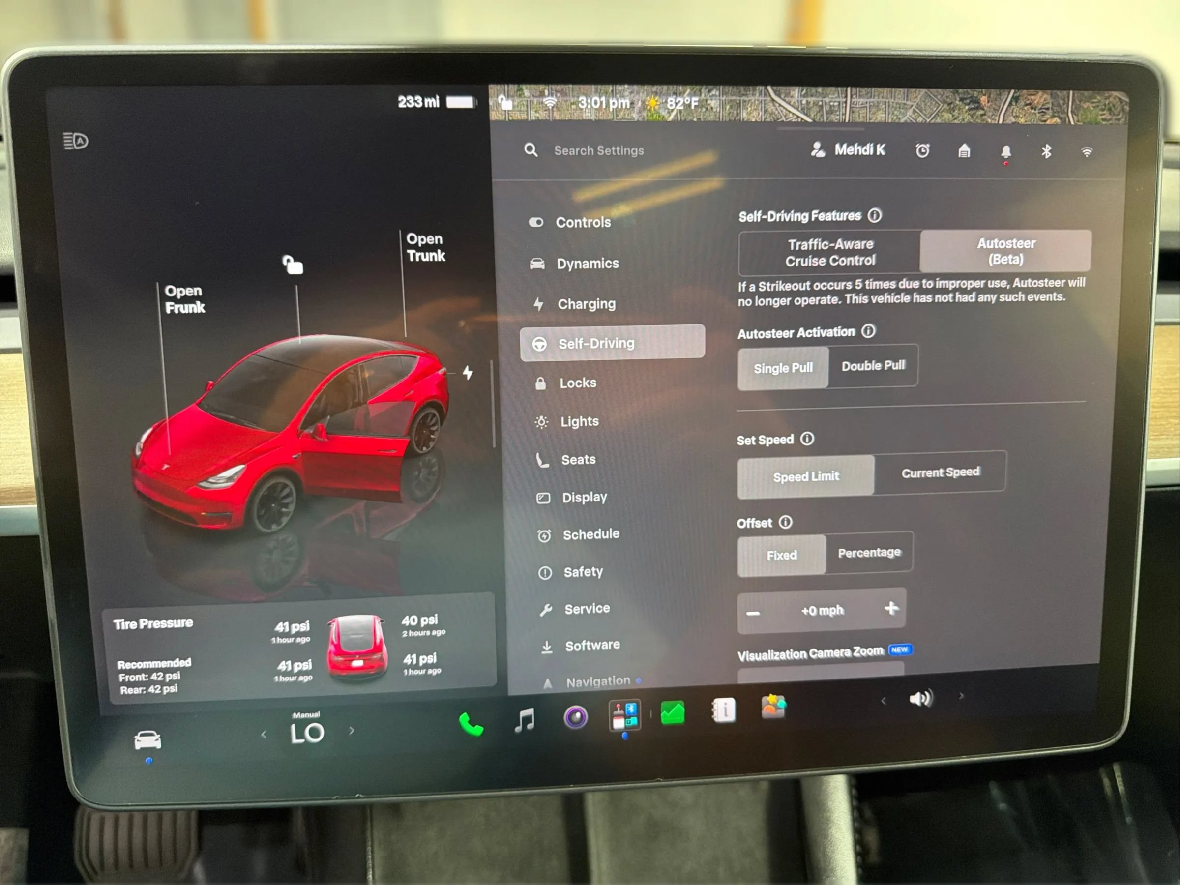 Used 2024 Tesla Model Y Long Range AWD/4WD image 22