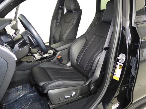 Used 2024 BMW X3 sDrive30i w/ M Sport Package image 22