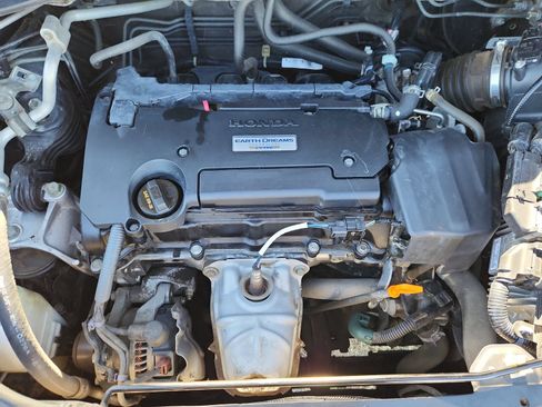 Used 2016 Honda CR-V LX image 16