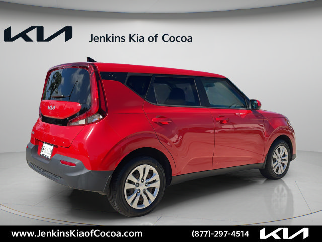 Used 2022 Kia Soul LX FWD image 4