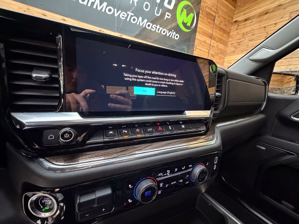 Used 2023 Chevrolet Silverado 1500 RST w/ Convenience Package II AWD/4WD image 10