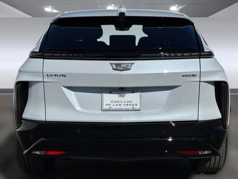 New 2026 Cadillac Lyriq Sport image 9