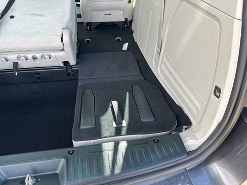 Used 2015 Dodge Grand Caravan American Value Package w/ UConnect Hands-Free Group FWD image 31