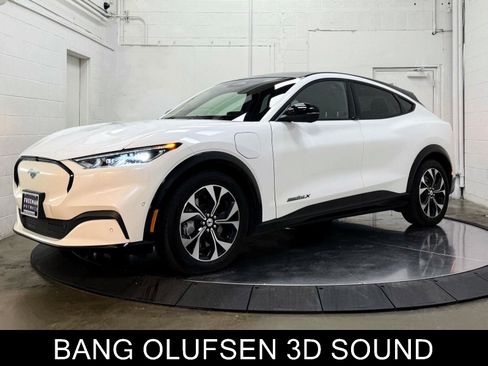 Used 2021 Ford Mustang Mach-E Premium image 4