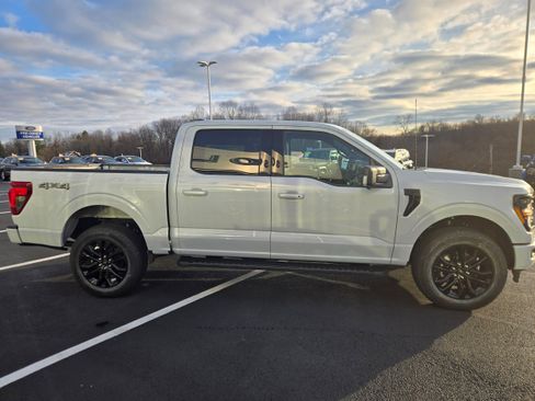 New 2025 Ford F150 XLT w/ Equipment Group 302A MID image 4