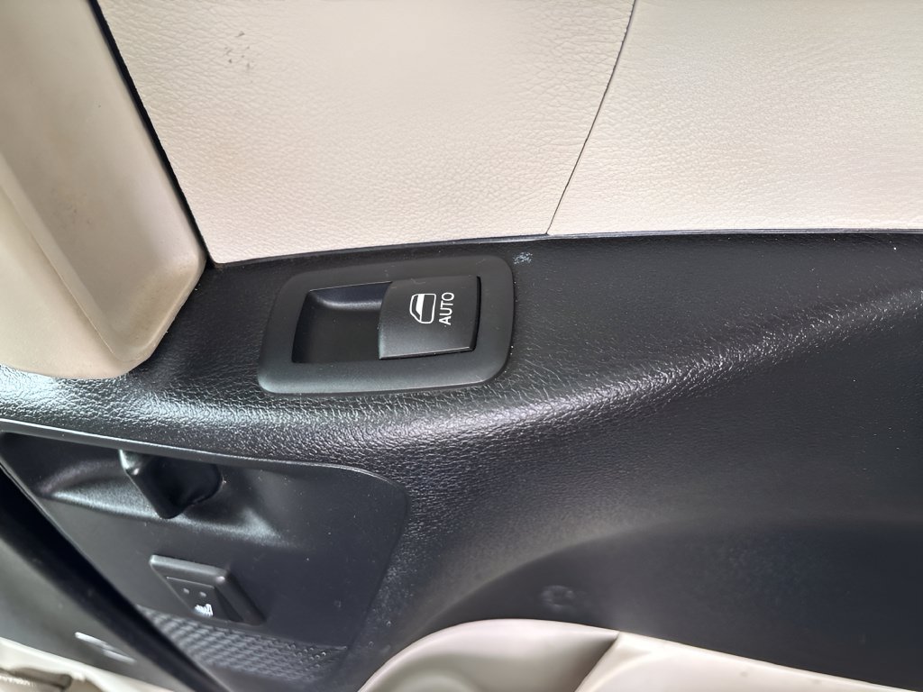 Used 2021 Chrysler Pacifica Limited w/ Premium & Safety Sphere Group AWD/4WD image 30