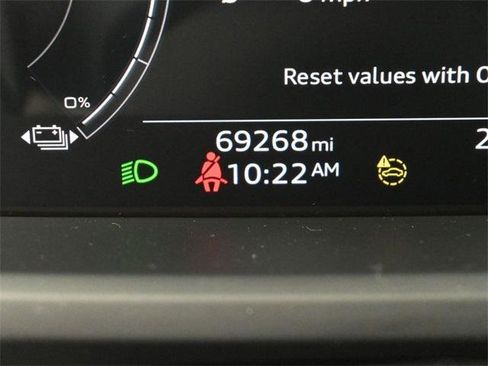 Used 2022 Audi e-tron GT Premium Plus image 20