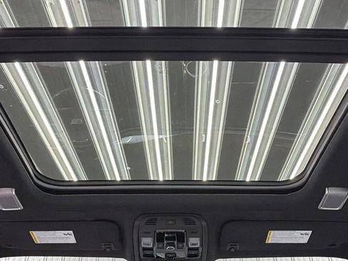 Used 2026 Cadillac Escalade Platinum Sport image 31