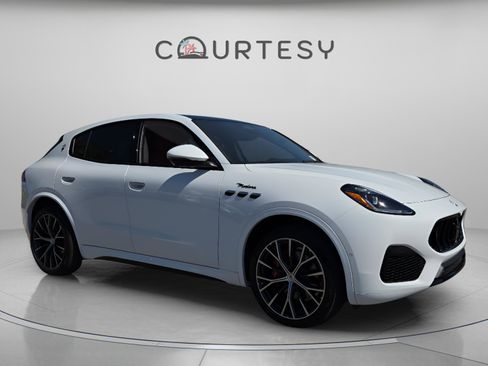 Used 2023 Maserati Grecale Modena image 8