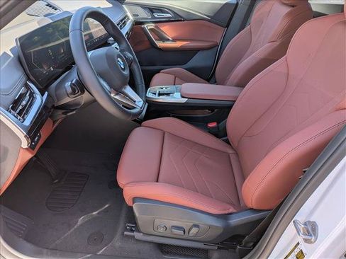New 2026 BMW X1 xDrive28i w/ Technology Package AWD/4WD image 4