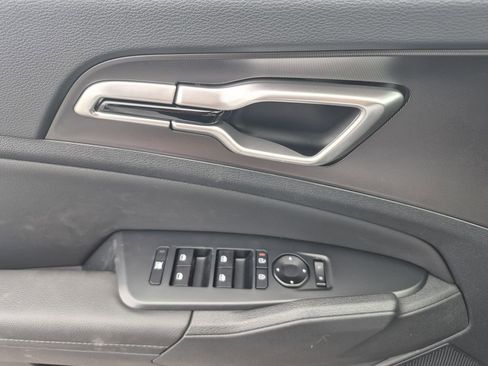 New 2026 Kia Sportage EX image 7