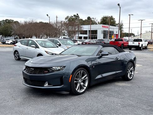 Used 2019 Chevrolet Camaro LT RWD image 3