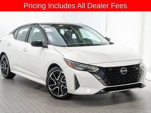 Certified 2024 Nissan Sentra SR FWD image 1