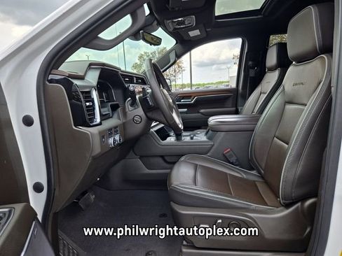 Used 2023 GMC Sierra 1500 Denali w/ Denali Reserve Package AWD/4WD image 9