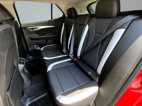 Used 2025 Buick Envision Sport Touring AWD/4WD image 22