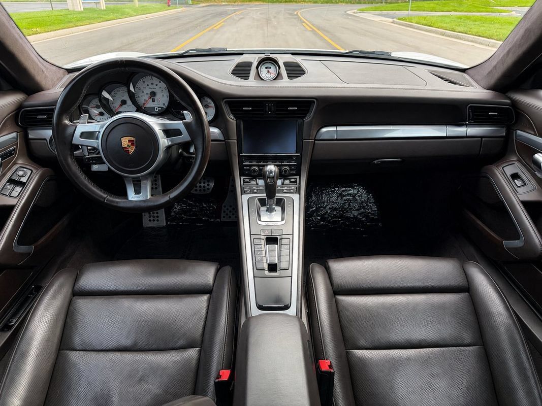 Used 2016 Porsche 911 Turbo AWD/4WD image 21