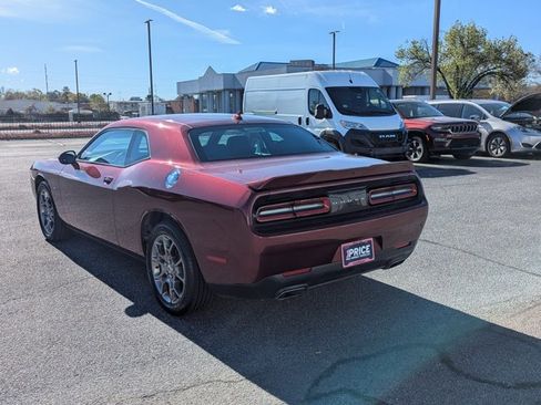 Used 2017 Dodge Challenger GT w/ Driver Convenience Group image 7