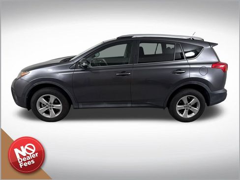 Used 2015 Toyota RAV4 XLE AWD/4WD image 7