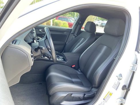 Used 2023 Honda Civic Sport image 18