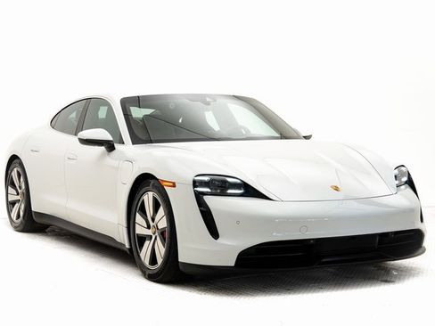 Used 2024 Porsche Taycan 4S image 27