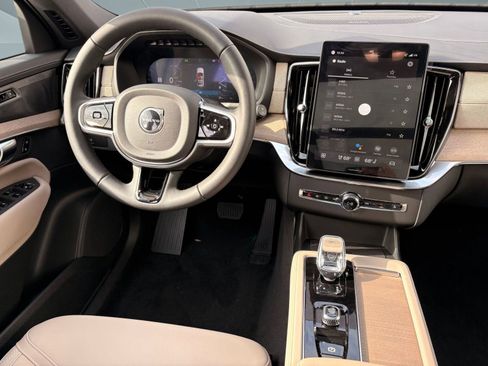 New 2026 Volvo XC90 B6 Plus w/ Protection Package Premier AWD/4WD image 23