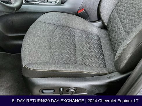 Used 2024 Chevrolet Equinox LT FWD image 24