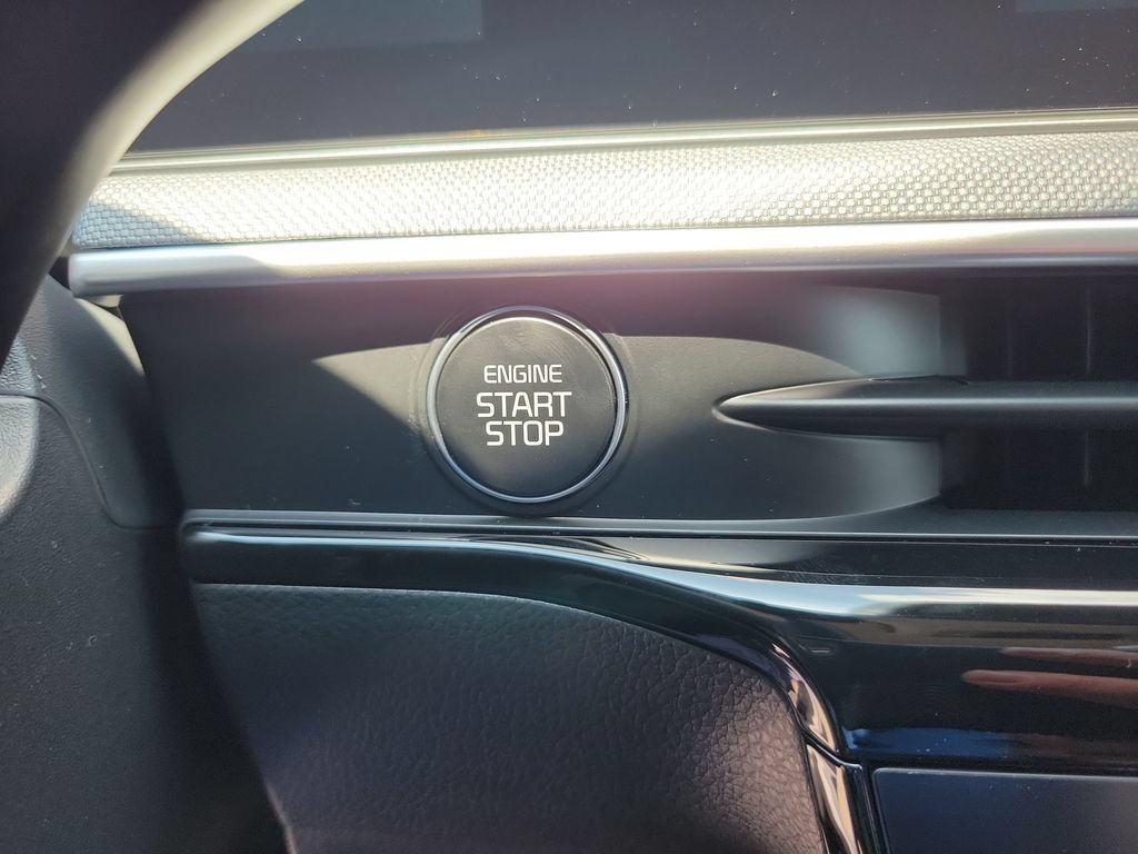 New 2026 Kia K5 LXS FWD image 21