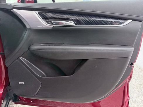 Used 2023 Cadillac XT6 Premium Luxury AWD/4WD image 15