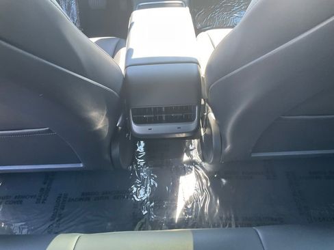 Used 2023 Tesla Model 3 Standard Range image 35