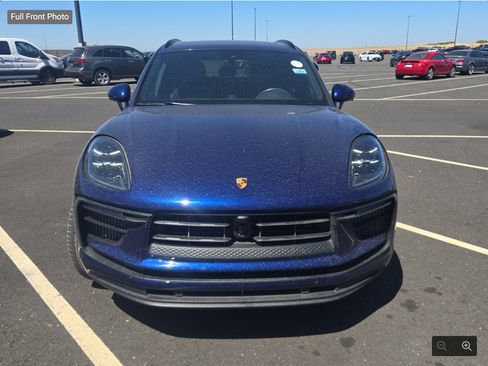 Used 2023 Porsche Macan S AWD/4WD image 5