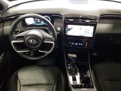 Used 2022 Hyundai Santa Cruz Limited AWD/4WD image 3
