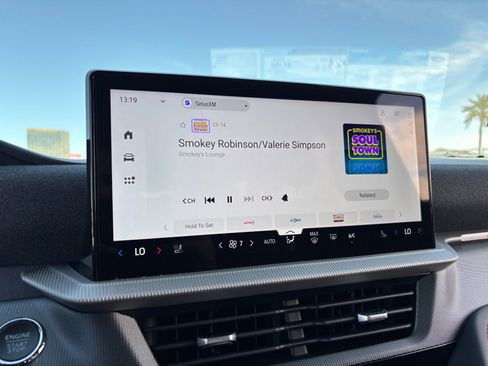 New 2026 Ford Explorer ST-Line w/ ST-Line Street Pack image 12